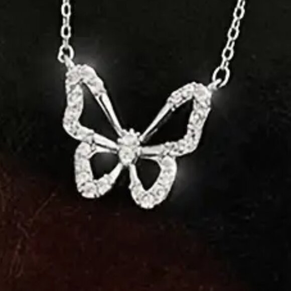 NEW Elegant Gemstone Silver Color Butterfly Pendant Necklace Hollow Design Set - Picture 3 of 5